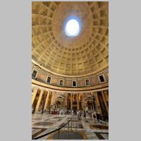 Pantheon, photo WikiViky21, Wikipedia.jpg